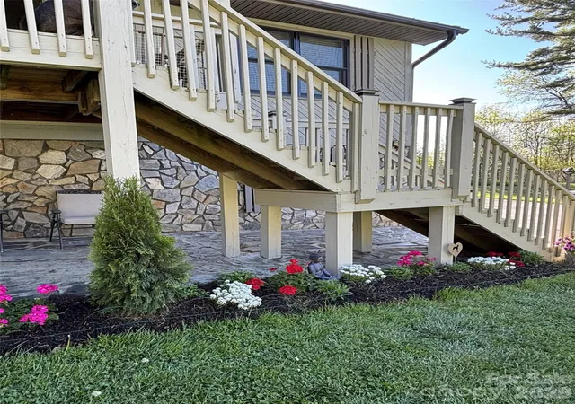 4th image of 342 Mountain View Rd, Burnsville, NC 28714 | MLS# 4347240