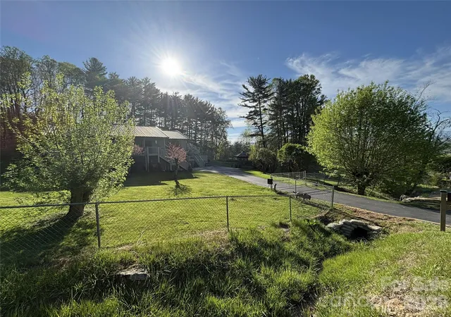 46th image of 342 Mountain View Rd, Burnsville, NC 28714 | MLS# 4347240