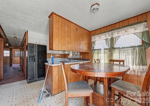 Photo 4 of Single family home for sale at 4650 Windy Rd, Concord, NC 28027 | MLS# 4347275 | Listing updated on 2026-09-30