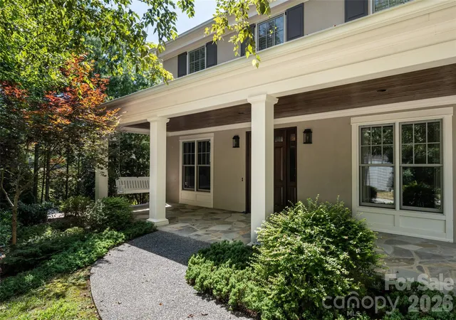 Photo 3 of Single family home for sale at 5 Cleftridge Ct, Asheville, NC 28803 | MLS# 4347455 | Listing updated on 2026-10-07