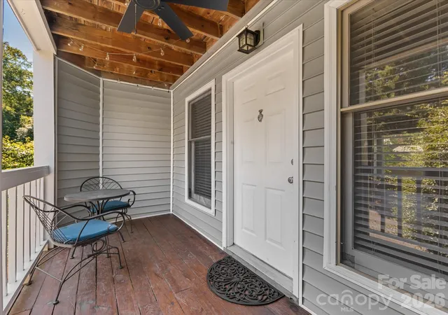 2nd image of 430 Queens Rd, Charlotte, NC 28207