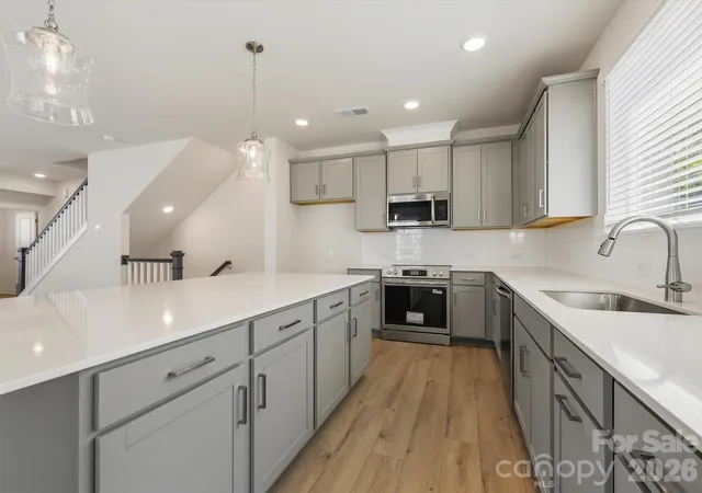 Photo 2 of Townhouse for sale at 1535 Lithium Ln, Charlotte, NC 28211 | MLS# 4347560 | Listing updated on 2026-10-04