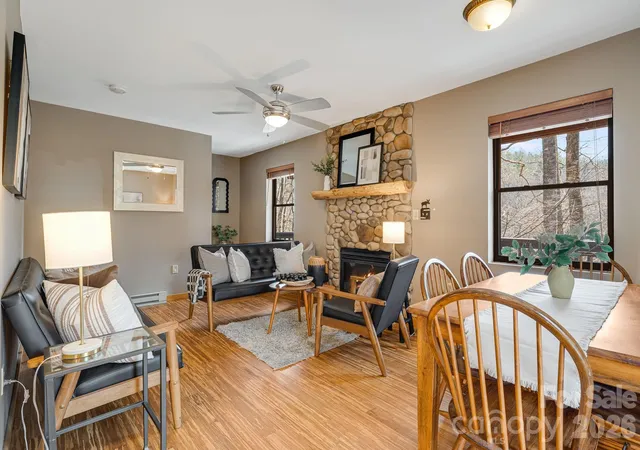 Photo 4 of Single family home for sale at 41 Gold Anchor Ln, Black Mountain, NC 28711 | MLS# 4347590 | Listing updated on 2026-09-30