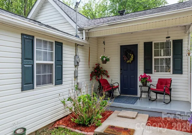 1st image of 625 Milton Ave Sw, Valdese, NC 28690 | MLS# 4347687
