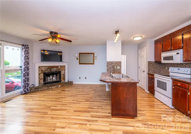 4th image of 3240 Carlyle Dr Nw, Concord, NC 28027 | MLS# 4348837