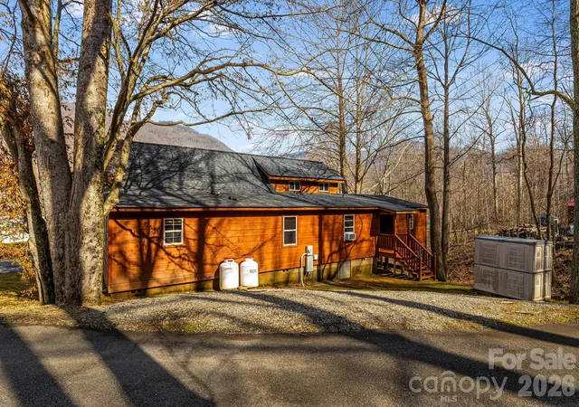 Homes for sale in Maggie Valley, NC | 233 Rocky Top Rd, Maggie Valley, NC 28751 | MLS# 4348855