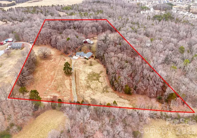 Photo 3 of Land for sale at 9201 Mccorkle Ln, Charlotte, NC 28215 | MLS# 4348873 | Listing updated on 2026-06-11