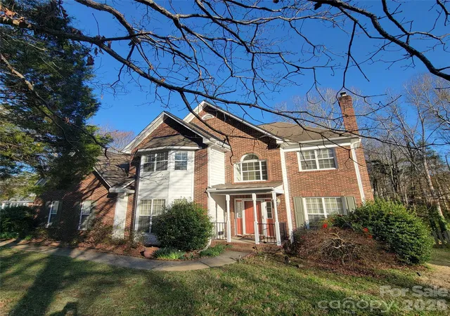 Homes for sale in Matthews, NC | 1009 Hunley Hill Ct, Matthews, NC 28104 | MLS# 4349033