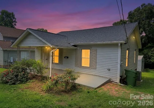 Homes for sale in Mount Holly, NC | 214 Wood St, Mount Holly, NC 28120 | MLS# 4349065