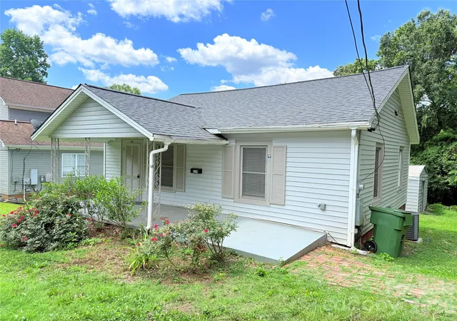 Homes for sale in Mount Holly, NC | 214 Wood St, Mount Holly, NC 28120 | MLS# 4349065