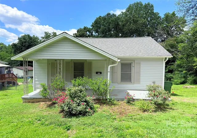 3rd image of 214 Wood St, Mount Holly, NC 28120 | MLS# 4349065