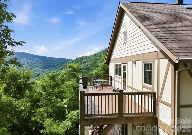 Photo 3 of Condo for sale at 5 Lila Ln #B, Waynesville, NC | MLS# 4349173 | Listing updated on 2026-10-01