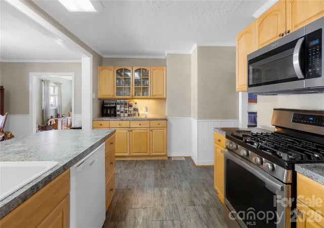 Photo 3 of Single family home for sale at 1912 Old W Ln, Gastonia, NC 28052 | MLS# 4349351 | Listing updated on 2026-08-21