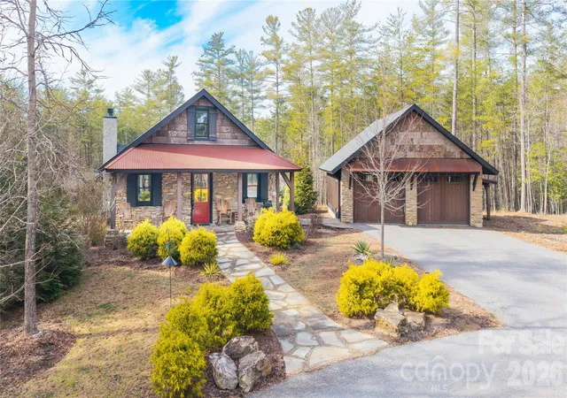 Homes for sale in Nebo, NC | 2004 Fergusons Folly Dr, Nebo, NC 28761 | MLS# 4349625