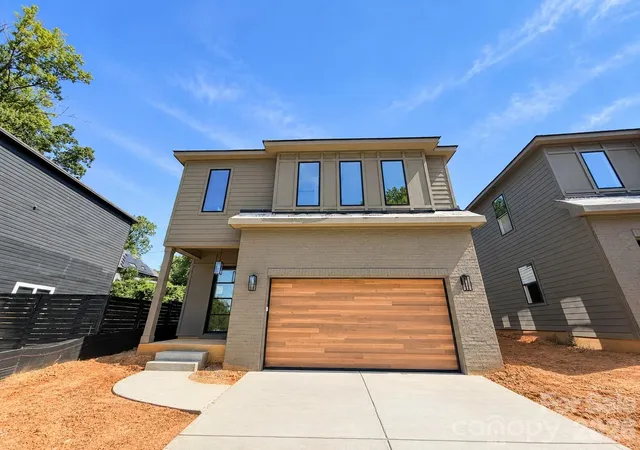 Single family home for sale at 721 E 28th Street, Charlotte, NC 28205 | MLS# 4349786 | Listing updated on 2026-09-21