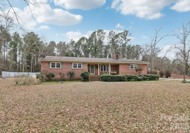 Homes for sale in Richburg, SC | 3624 Gaston Farm Rd, Richburg, SC 29729 | MLS# 4349843