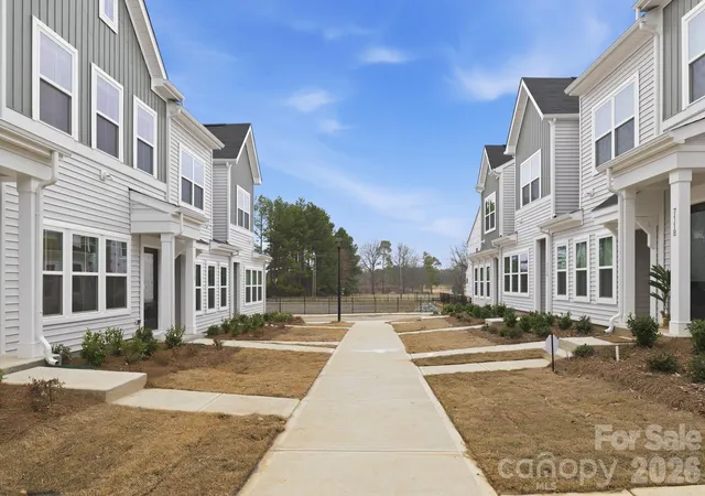 2nd image of 6213 Kimball Ct #40, Charlotte, NC 28216 | MLS# 4349964