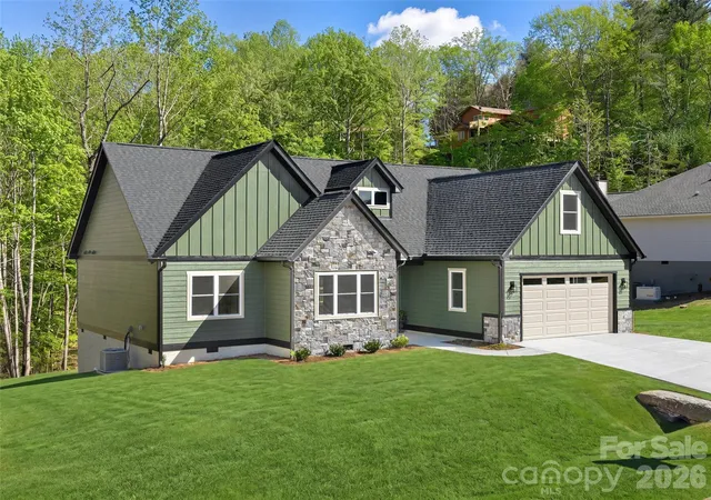 1st image of 399 Crystal Heights Dr, Hendersonville, NC 28739 | MLS# 4349975