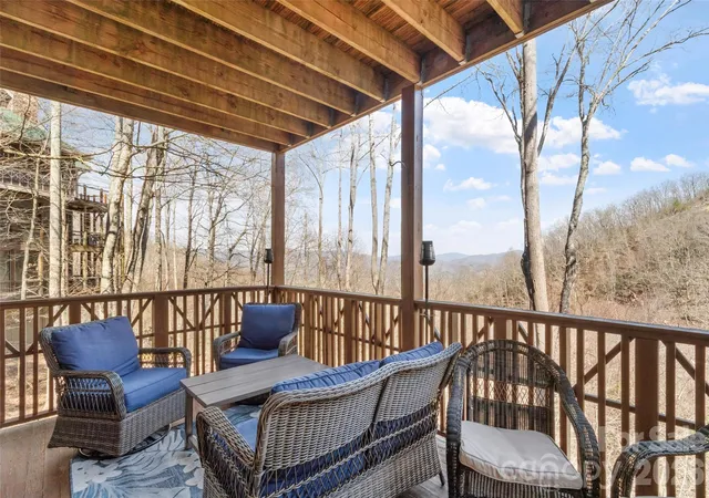 Homes for sale in Burnsville, NC | 61 Creekside Wy #G-101, Burnsville, NC 28714 | MLS# 4350078