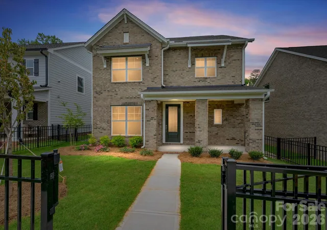 2nd image of 18208 Middle Springs Ln, Mint Hill, NC 28227 | MLS# 4350193