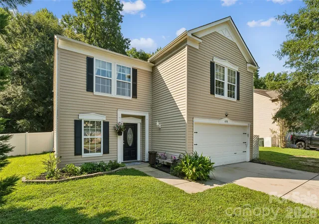 Photo 3 of Single family home for sale at 4208 Shasta Cir, Clover, SC 29710 | MLS# 4350275 | Listing updated on 2026-08-20