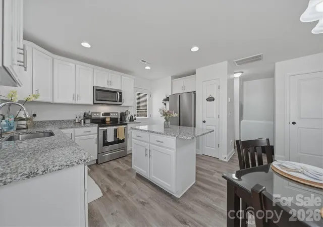 3rd image of 406 Ruth Ave, Kannapolis, NC 28083 | MLS# 4350522