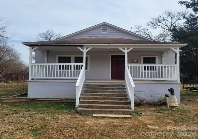 1st image of 2089 Gastonia Hwy, Lincolnton, NC 28092 | MLS# 4350525