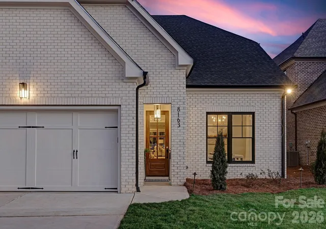 Photo 2 of Single family home for sale at 8163 Fairview Rd, Charlotte, NC 28226 | MLS# 4350674 | Listing updated on 2026-10-31