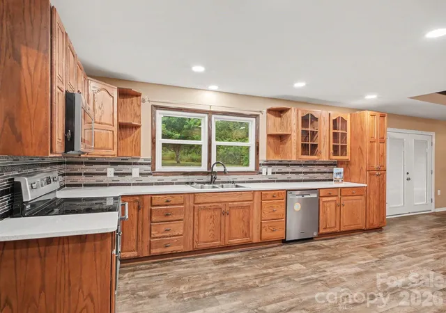 5th image of 3361 47Th Avenue Pl Ne, Hickory, NC 28601 | MLS# 4350708