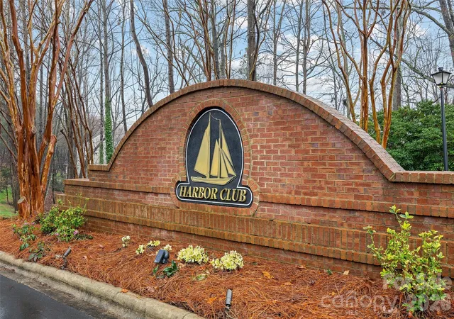 29th image of 14339 Crown Harbor Dr, Charlotte, NC 28278 | MLS# 4351125