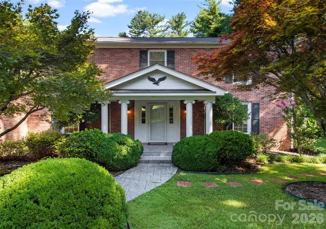 4th image of 110 Glengary Dr, Flat Rock, NC 28731 | MLS# 4351379