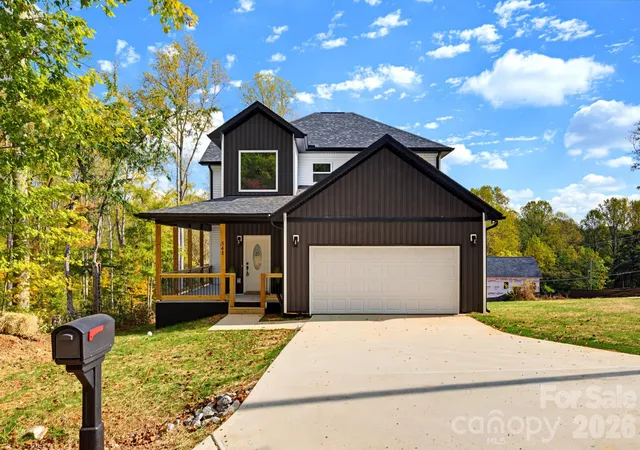 Single family home for sale at 541 Crowell Ave, Statesville, NC 28677 | MLS# 4351525