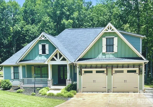 Photo 1 of Single family home for sale at 2586 Lee Lawing Rd, Lincolnton, NC 28092 | MLS# 4351589 | Listing updated on 2026-09-13
