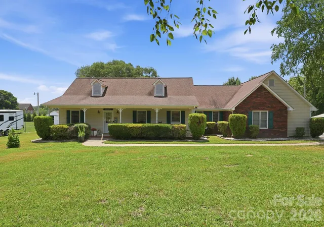 Homes for sale in Locust, NC | 25472 Millingport Rd, Locust, NC 28097 | MLS# 4351662