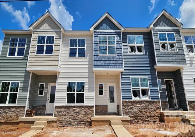 Photo 1 of Townhouse for sale at 1854 Rhyne Elementary Dr, Dallas, NC | MLS# 4351717 | Listing updated on 2026-10-01