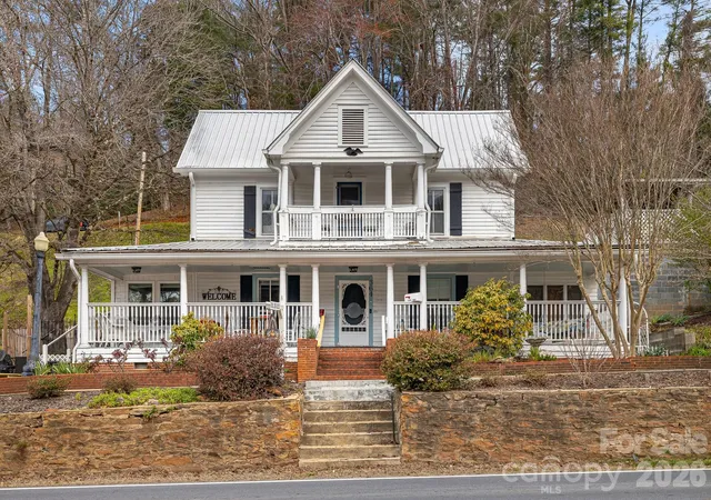 Homes for sale in Dillsboro, NC | 364 Haywood Rd, Dillsboro, NC 28725 | MLS# 4351756