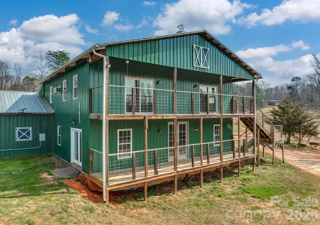 Photo 2 of Single family home for sale at 1487 Hayes Rd, Columbus, NC 28722 | MLS# 4351832 | Listing updated on 2026-09-04