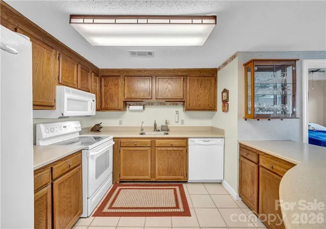 Photo 5 of Condo for sale at 303 Sugar Top Dr #2712, Sugar Mountain, NC 28604 | MLS# 4351845 | Listing updated on 2026-07-08