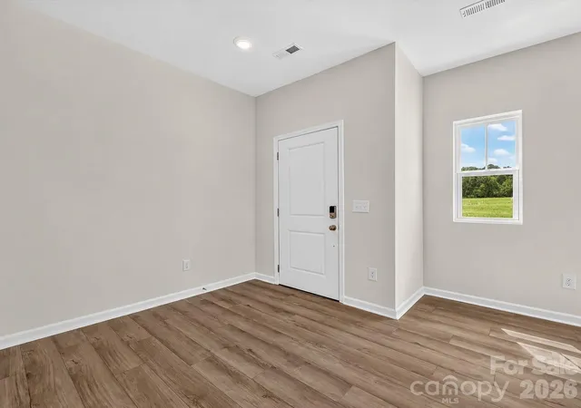 5th image of 6543 Fire Lily Ln, Charlotte, NC 28216 | MLS# 4351859