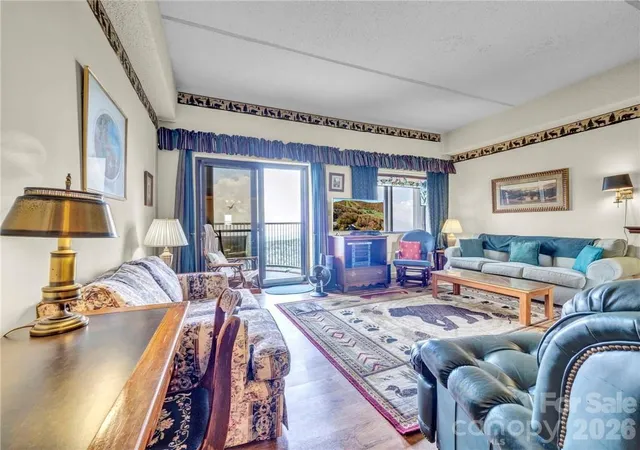 Photo 5 of Condo for sale at 303 Sugar Top Dr #2718, Sugar Mountain, NC 28604 | MLS# 4351867 | Listing updated on 2026-08-03