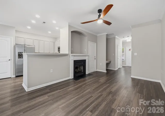 3rd image of 14208 Castle Abbey Ln, Charlotte, NC 28277 | MLS# 4351878