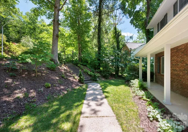 3rd image of 107 Ballantree Dr, Asheville, NC 28803 | MLS# 4351990