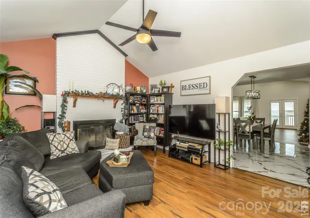 3rd image of 5164 Olde School Dr #44, Hickory, NC 28602 | MLS# 4352068