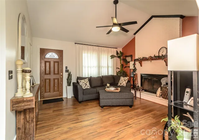 5th image of 5164 Olde School Dr #44, Hickory, NC 28602 | MLS# 4352068