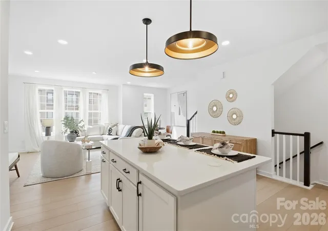 Photo 4 of Sale Pending at 7052 Westrow Ave, Charlotte, NC 28278 | MLS# 4352081 | Listing updated on 2026-10-29