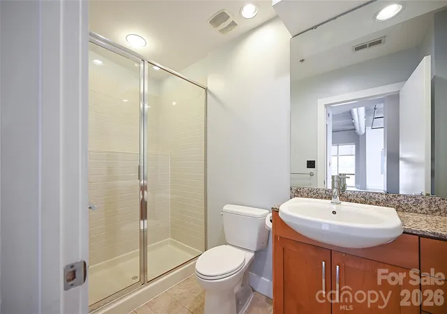 4th image of 505 E 6Th St, Charlotte, NC 28202