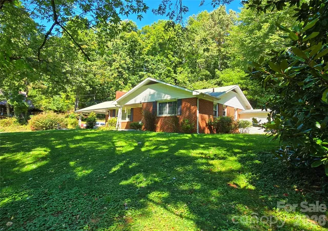 Photo 1 of Single family home for sale at 1797 Calvin Edney Rd, Mars Hill, NC 28754 | MLS# 4352100 | Listing updated on 2026-07-31