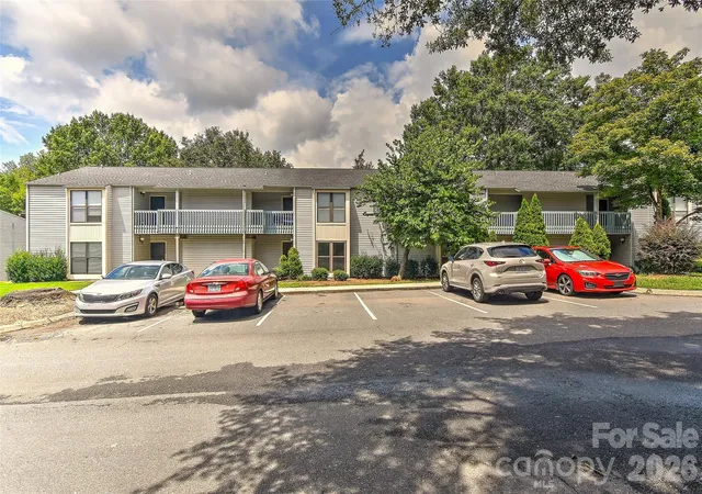 Homes for sale in Charlotte, NC | 11024 Harrowfield Rd, Charlotte, NC 28226 | MLS# 4352127