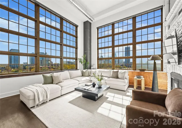 Listing Photo 4 - Condo for sale in building located at 715 N Graham St, Charlotte, NC 28202 - Unit #603