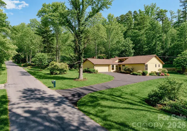 1st image of 63 Pinecroft Rd, Asheville, NC 28804 | MLS# 4352217